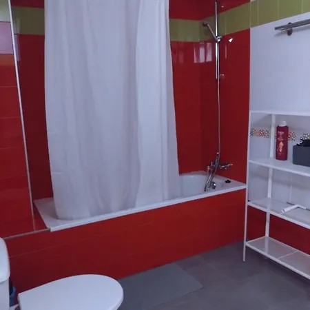 The Lemon Grove House - Large Private Garden, Private Pool - Perfect For Families Prázdninový dům