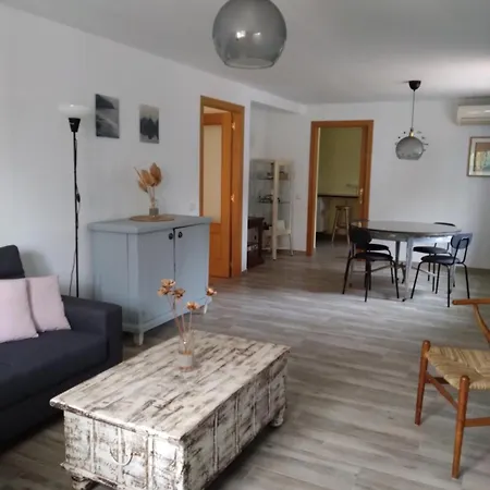 The Lemon Grove House - Large Private Garden, Private Pool - Perfect For Families Torremolinos