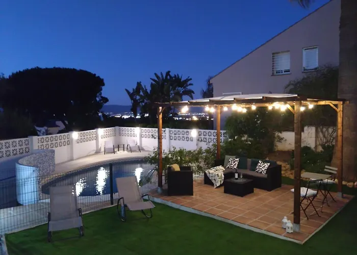 Сasa de vacaciones The Lemon Grove House - Large Private Garden, Private Pool - Perfect For Families Torremolinos