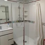 The Lemon Grove House - Large Private Garden, Private Pool - Perfect For Families Tatil Evi *