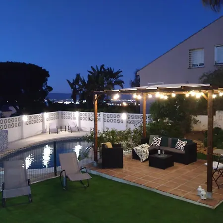 Tatil Evi The Lemon Grove House - Large Private Garden, Private Pool - Perfect For Families Torremolinos